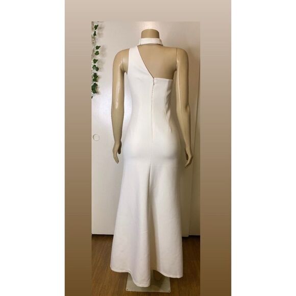 BCBGMAXAZRIA Cream Gown Size 4 - Picture 5 of 8